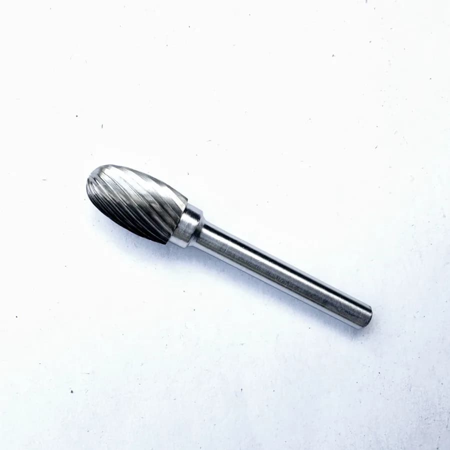 Type C cylindrical carbide burr with radius end