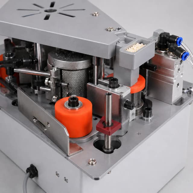 JE-33 Small Edge Banding Machine structural detail