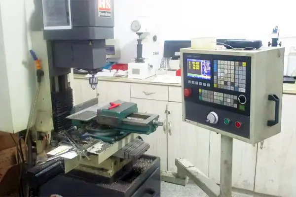 CNC drilling and milling equipment
