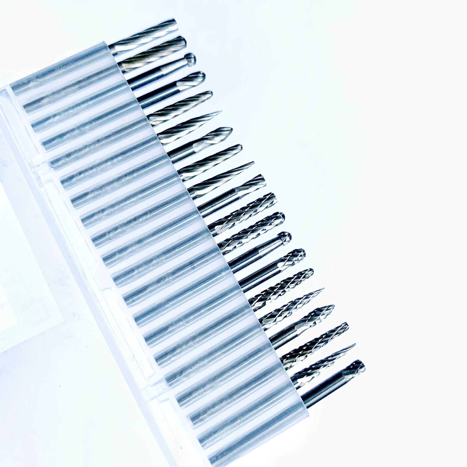 3 mm-shank carbide burr set used for cut-selection context; open-flute configuration must be confirmed by item matrix