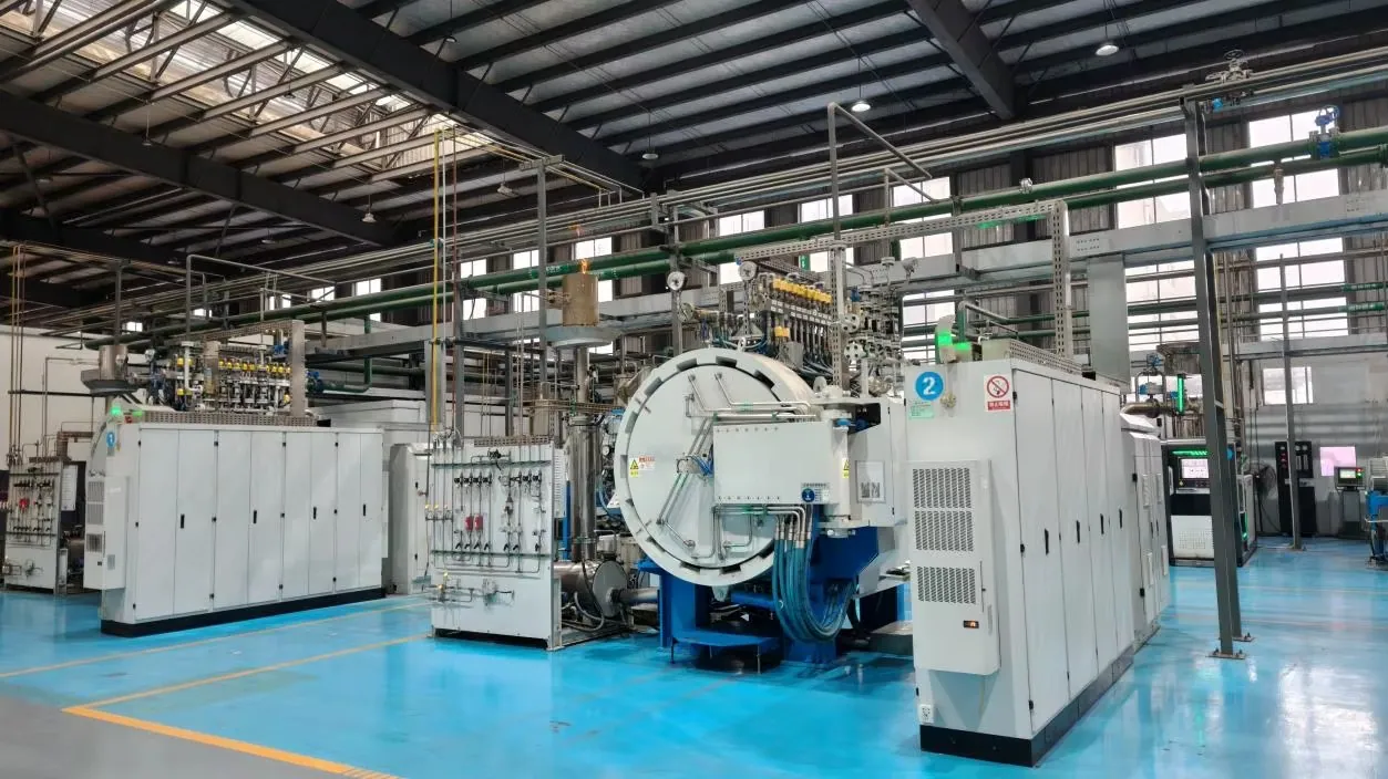 Vacuum furnace equipment in the supplied carbide workshop library