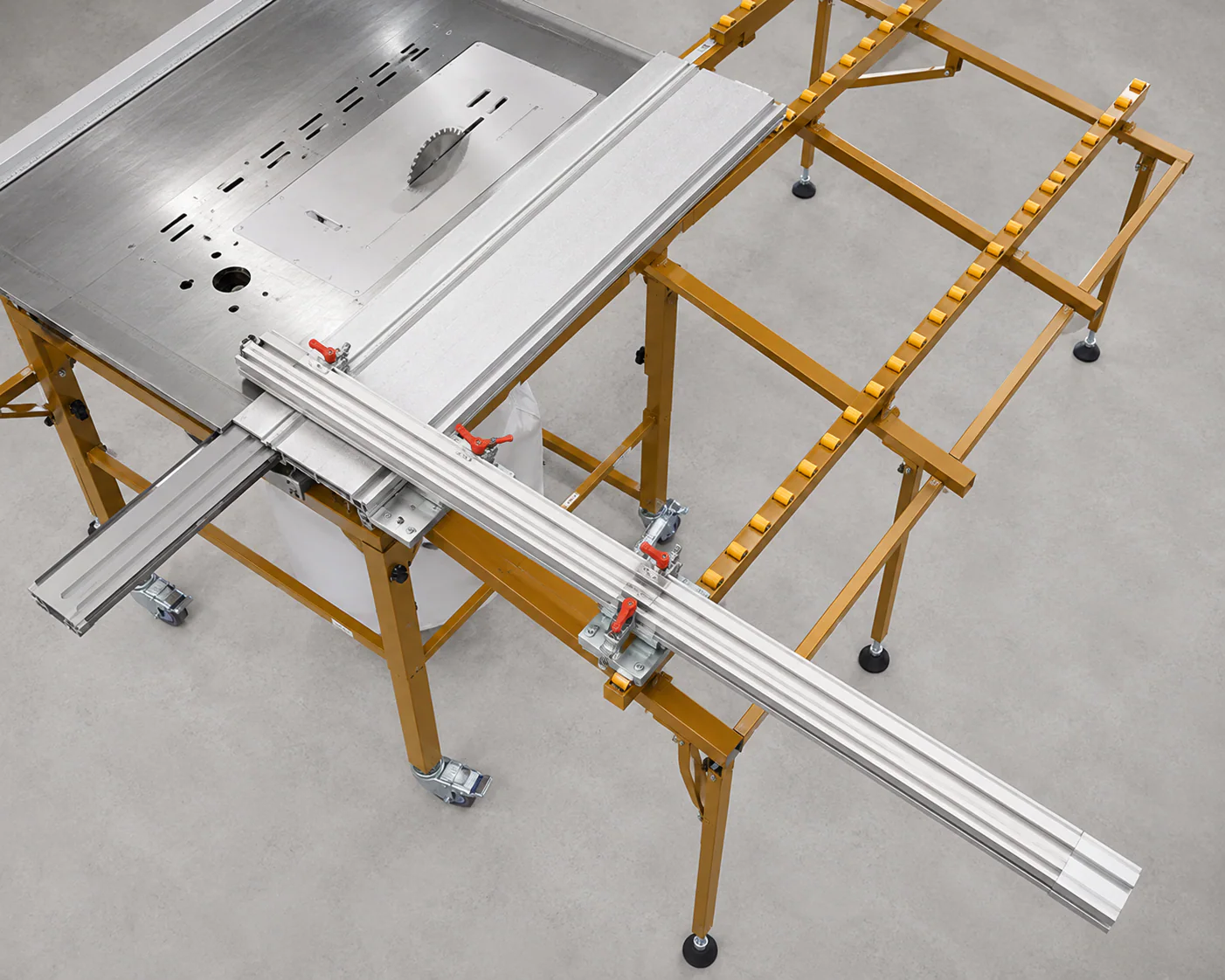 AM-7 Folding Precision Table Saw setup view