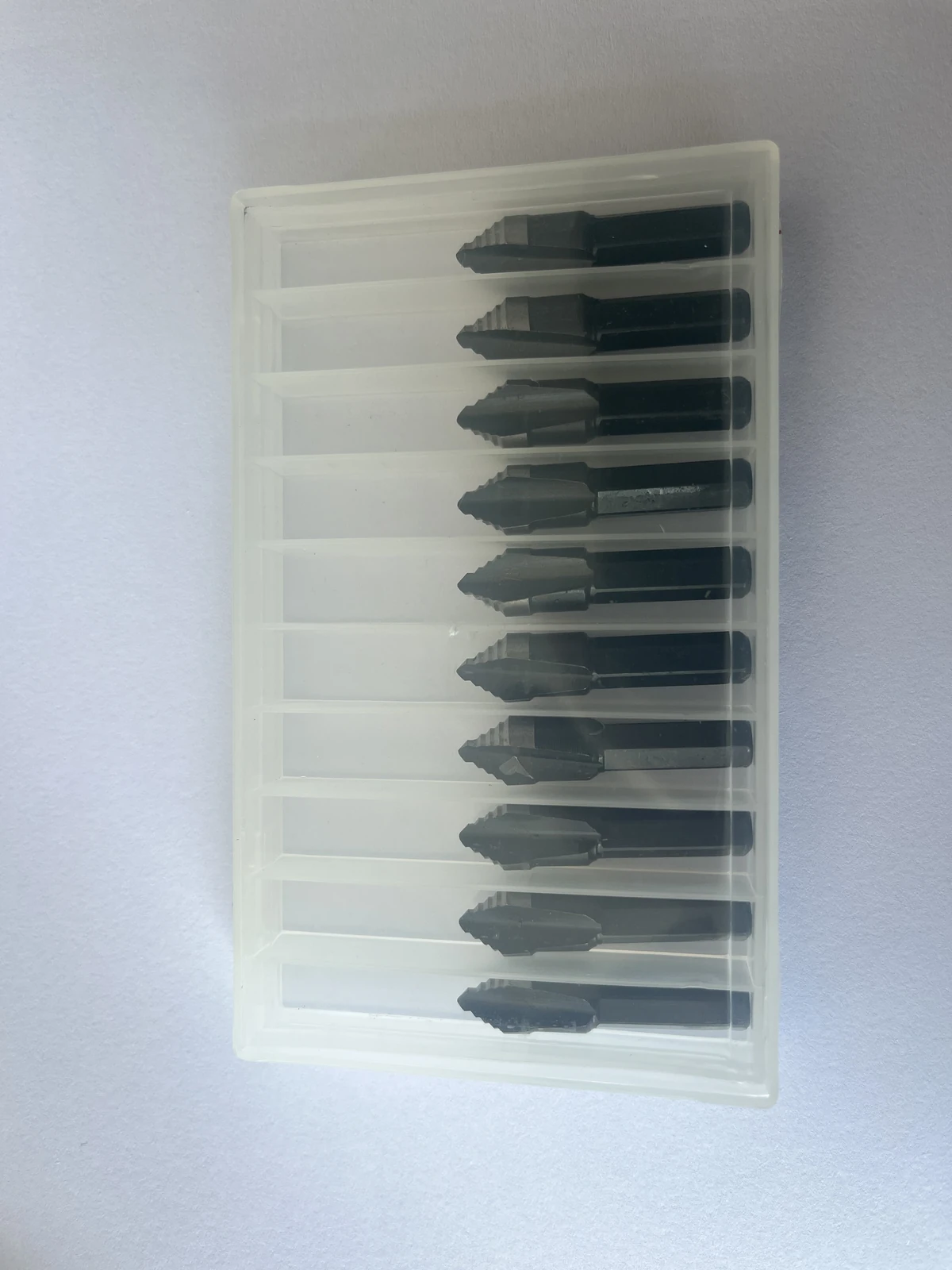 Avellanadores en estuche transparente